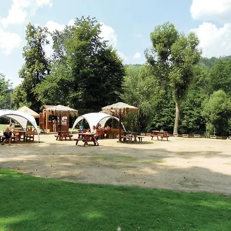 Two-bedroom Holiday In Hébergement de vacances *